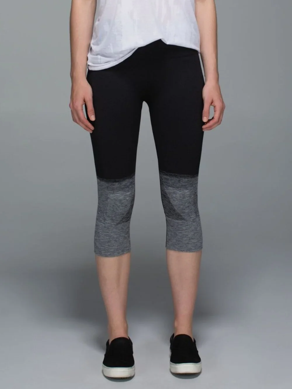 Lululemon Seamlessly Street Crop Heathered Black